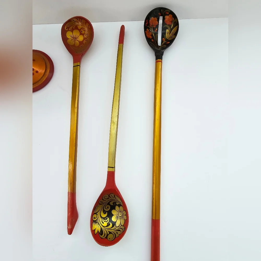 Vintage Russian Khokhloma Wood Set - Hand-Painted Lacquer Lidded Dish & 7 Spoons